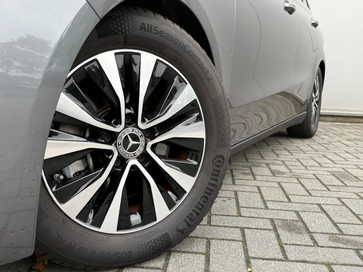 180 Automaat Mild-Hybrid Business Navigatie/Camera/Stoel-stuurverwarming