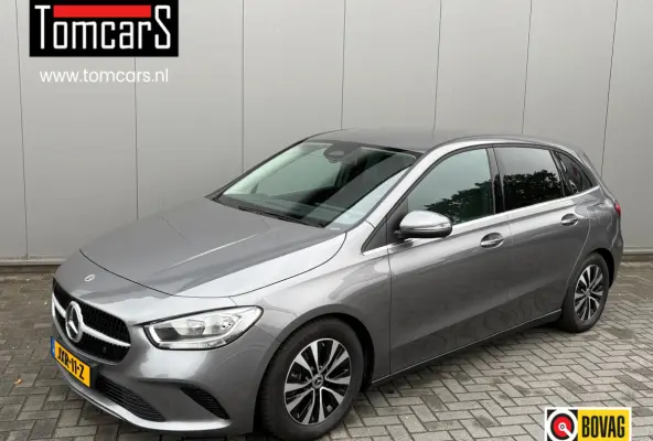 180 Automaat Mild-Hybrid Business Navigatie/Camera/Stoel-stuurverwarming