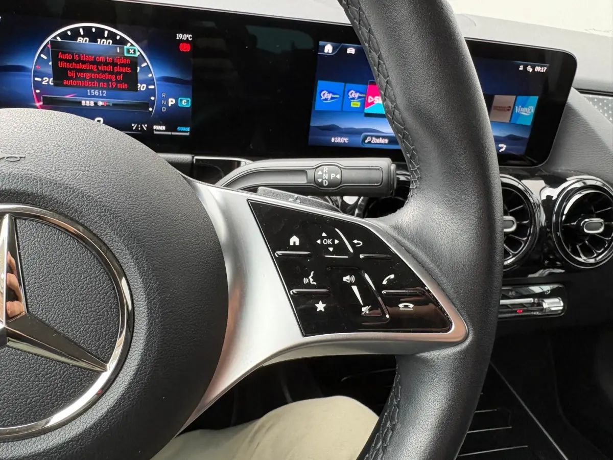 180 Automaat Mild-Hybrid Business Navigatie/Camera/Stoel-stuurverwarming