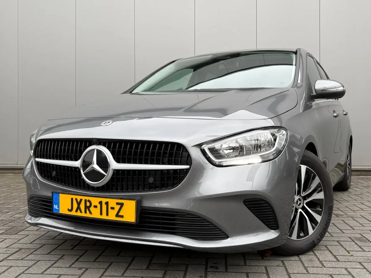180 Automaat Mild-Hybrid Business Navigatie/Camera/Stoel-stuurverwarming