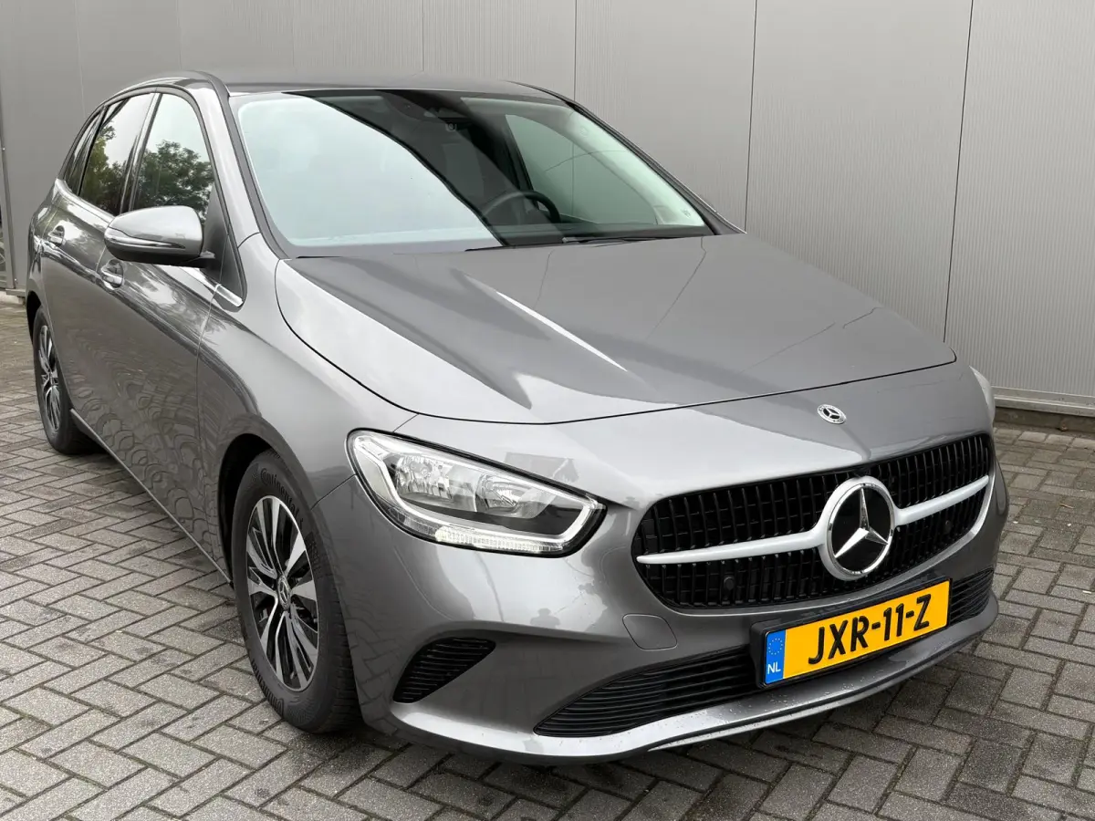 180 Automaat Mild-Hybrid Business Navigatie/Camera/Stoel-stuurverwarming