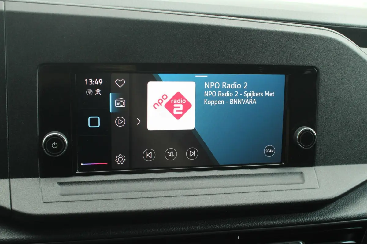 2.0 TDI 75pk Trend | Cruise Control | Apple Carplay | DAB | Parkeerhulp achter | Airco