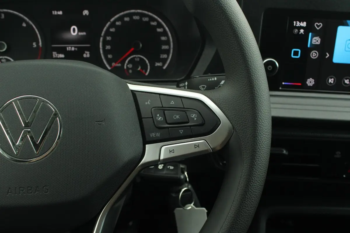 2.0 TDI 75pk Trend | Cruise Control | Apple Carplay | DAB | Parkeerhulp achter | Airco