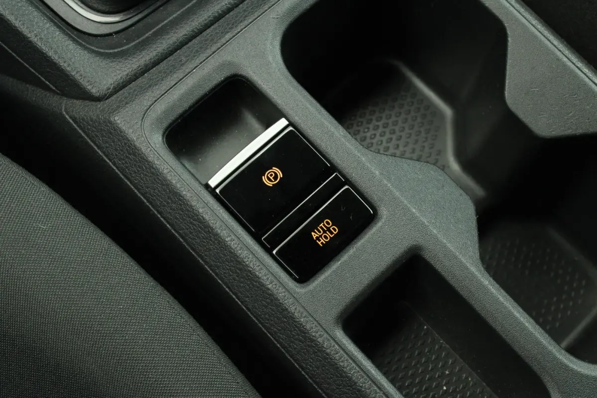 2.0 TDI 75pk Trend | Cruise Control | Apple Carplay | DAB | Parkeerhulp achter | Airco
