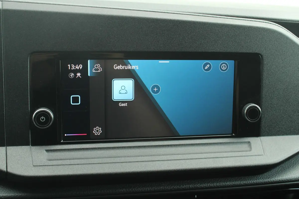 2.0 TDI 75pk Trend | Cruise Control | Apple Carplay | DAB | Parkeerhulp achter | Airco