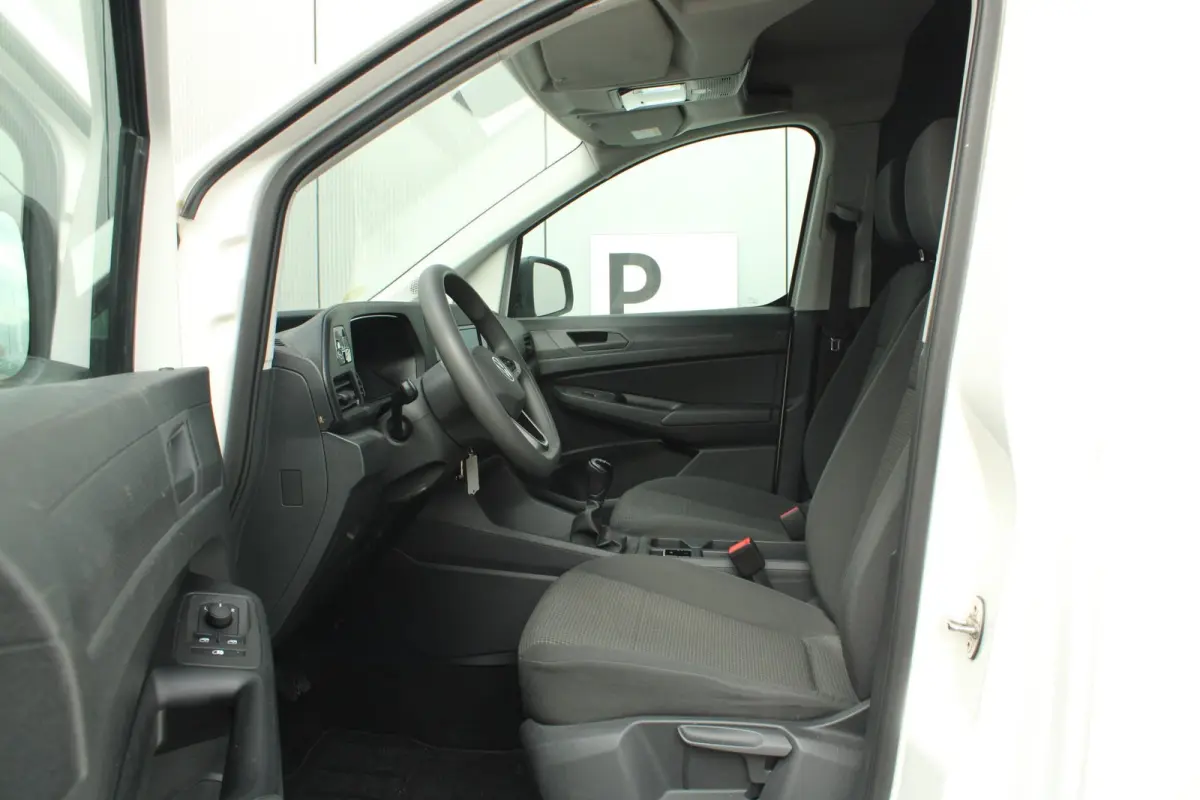2.0 TDI 75pk Trend | Cruise Control | Apple Carplay | DAB | Parkeerhulp achter | Airco