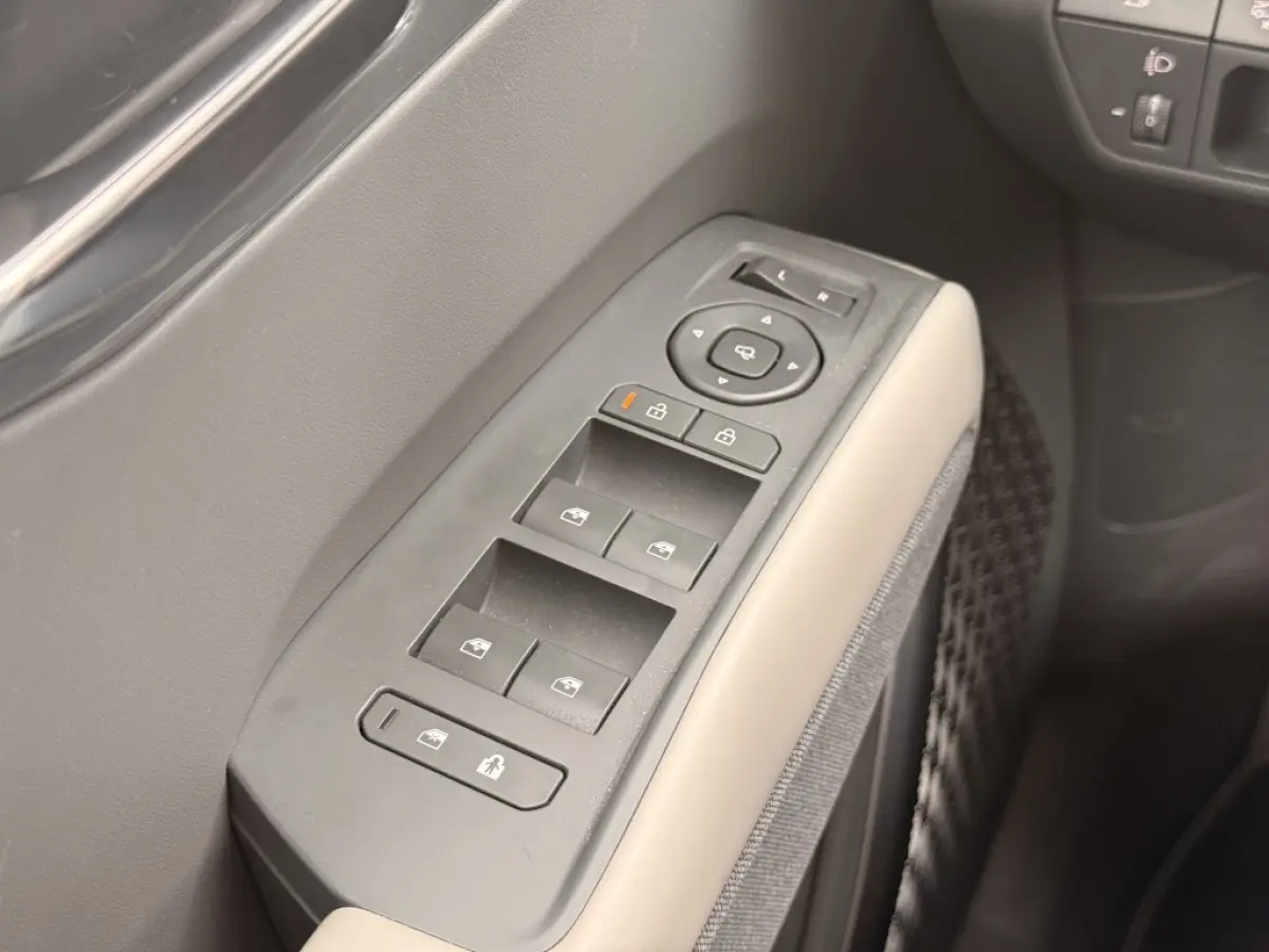 Air 99.8 kWh
