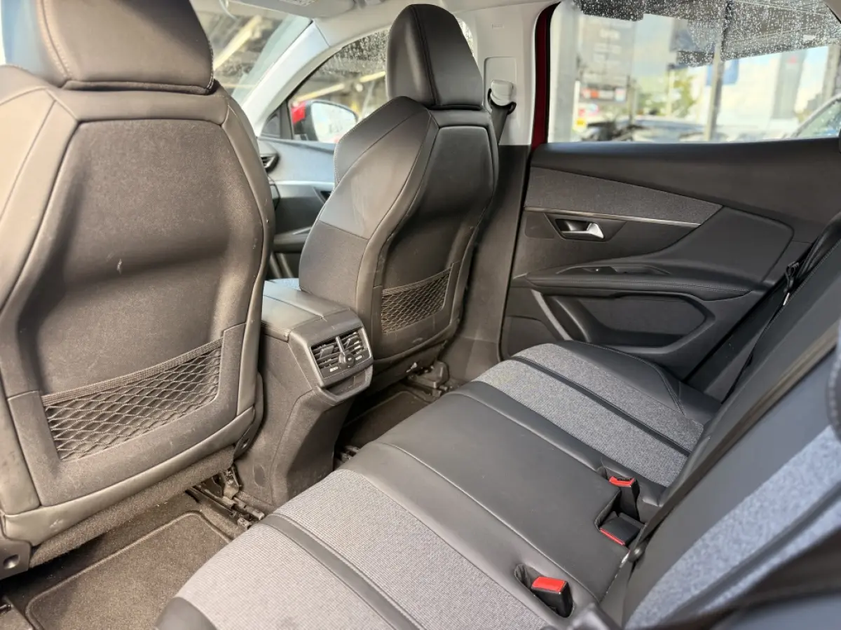 1.2 PureTech Blue Lease Premium | Trekhaak | 360 | Carplay