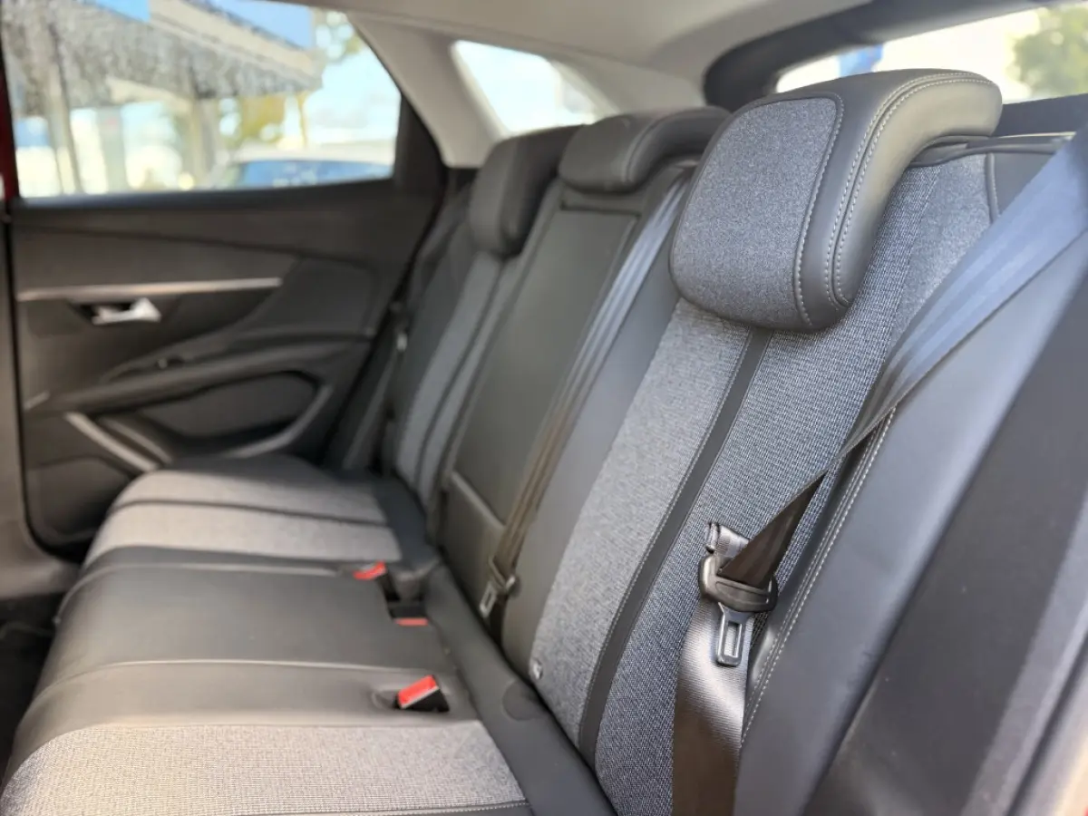 1.2 PureTech Blue Lease Premium | Trekhaak | 360 | Carplay