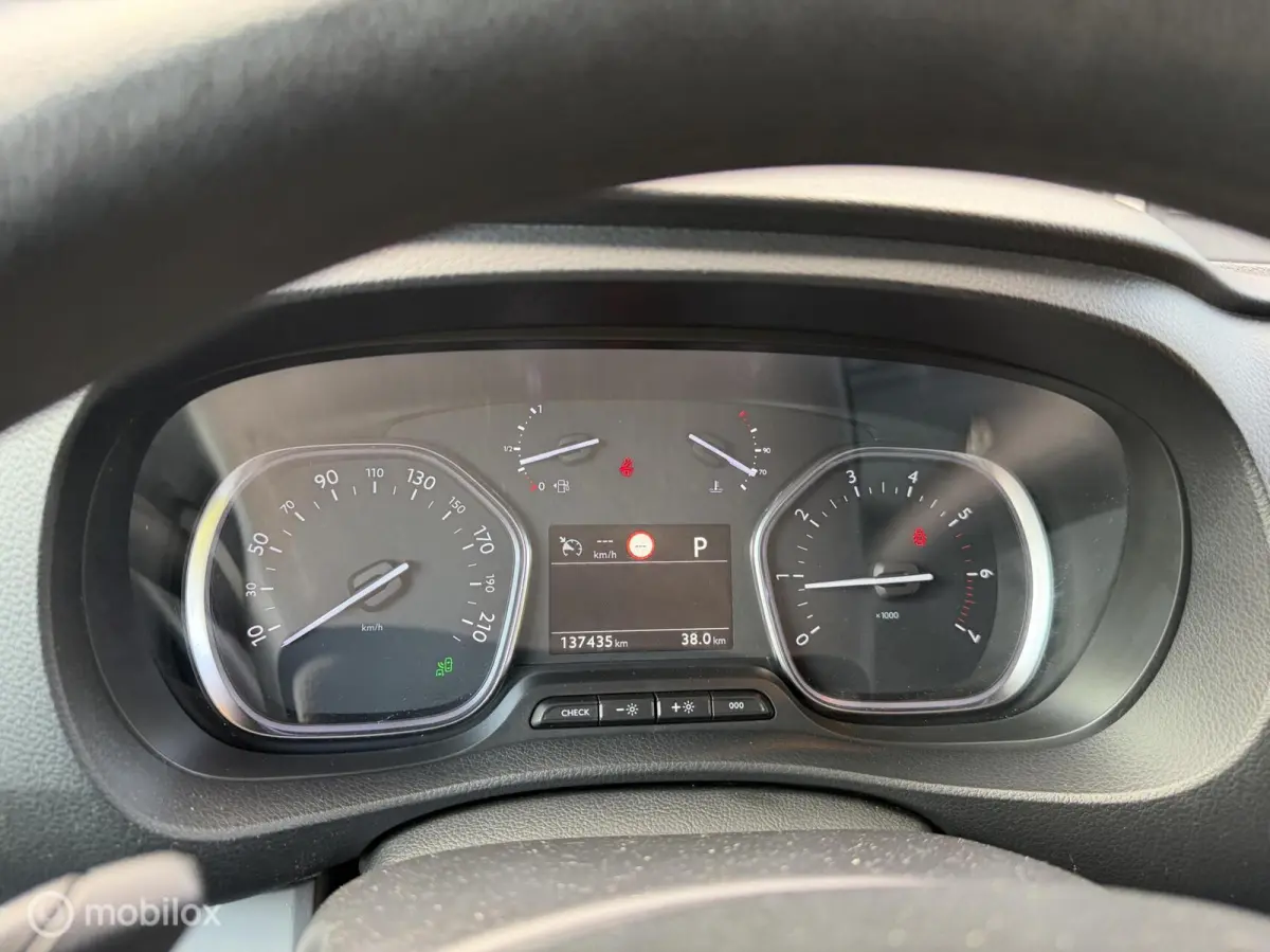 Bestel L 2.0 BlueHDI 180 Premium