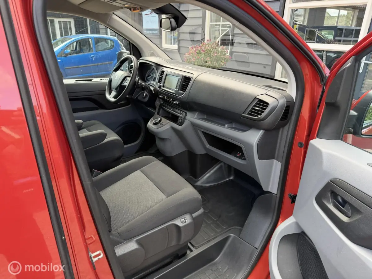 Bestel L 2.0 BlueHDI 180 Premium