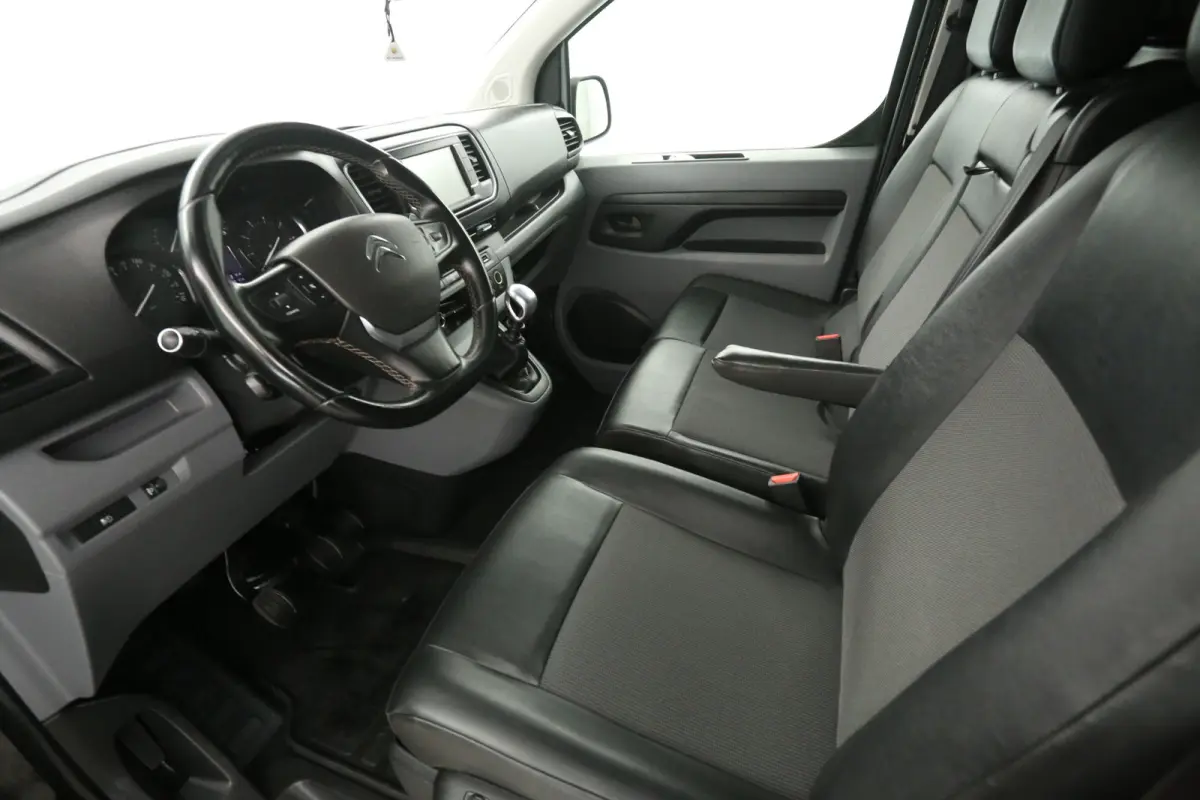 2.0 HDI L2H1 | Clima | Cruise | Camera | 3 Zits | Carplay | Trekhaak | Parkeersens.