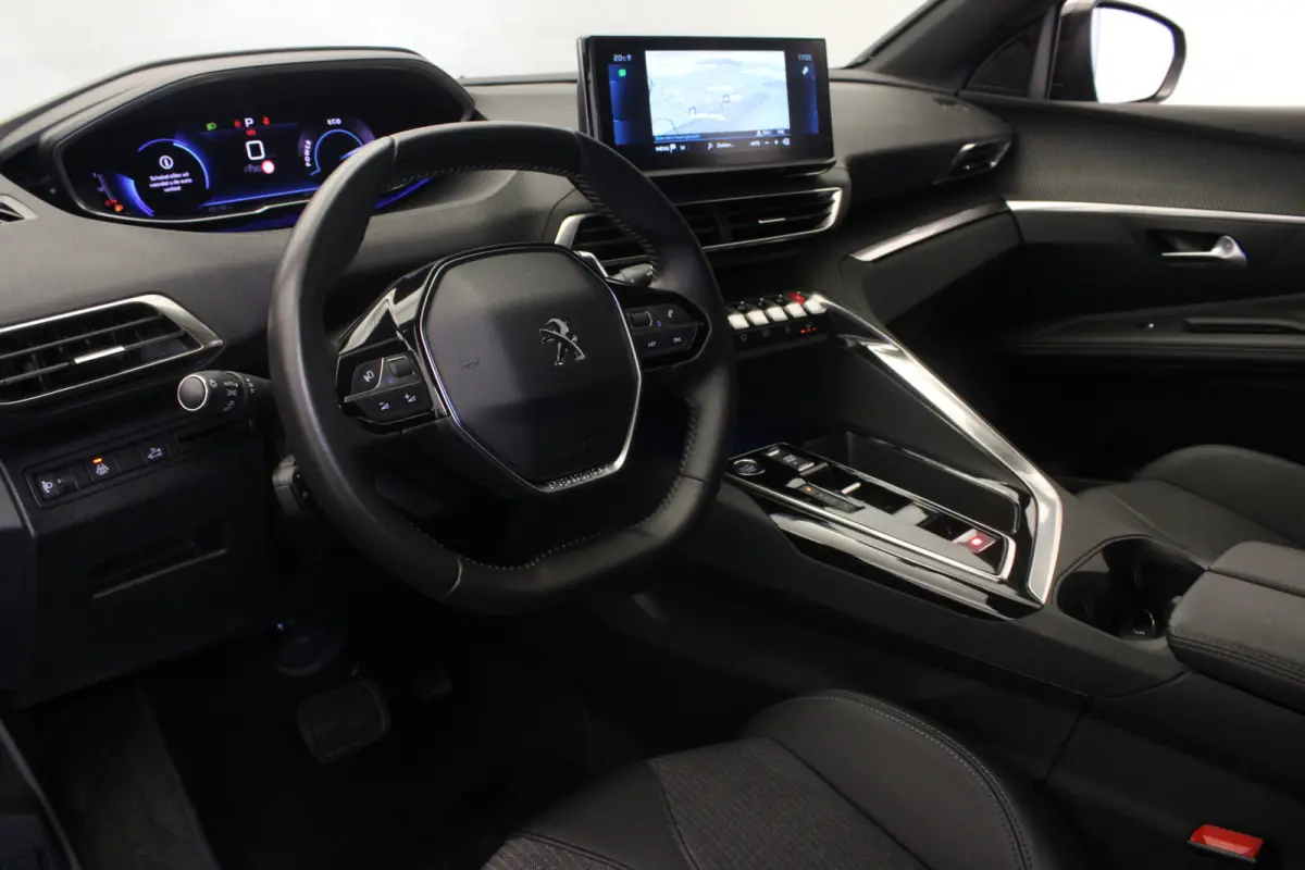 1.2 Hybrid 136 Allure |Stoelverw.|Camera|Navi|
