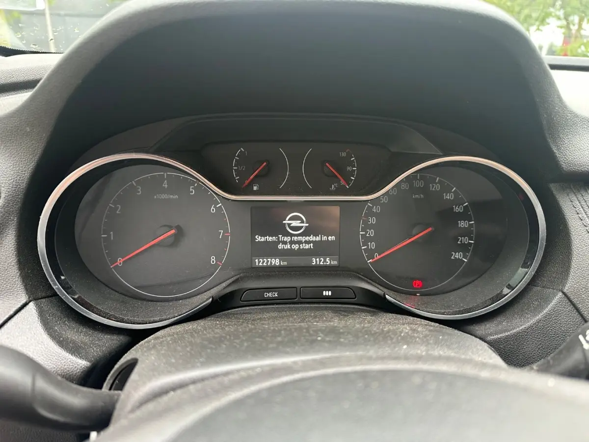 1.2 Turbo Business Executive | Achteruitrijcamera | Airco (automatisch) | Apple Carplay/Android Auto|telefoonintegratie premium