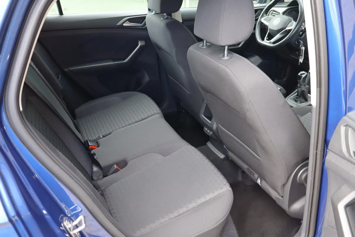 1.0 TSI 95pk Life | Airconditioning | All Season Banden | Navigatiesysteem | Apple Carplay & Android Auto