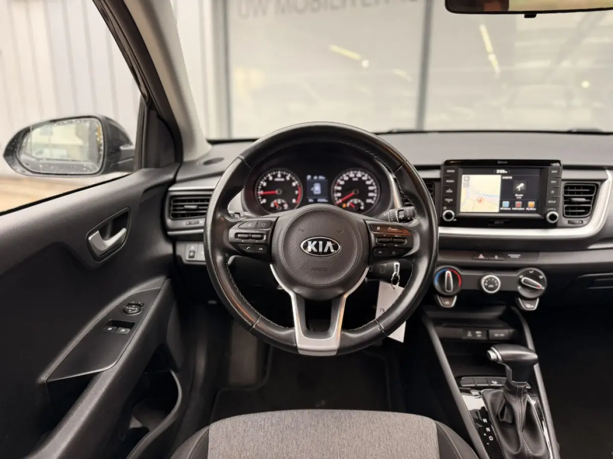 1.0 T-GDi DynamicLine | Navigatie | Camera | AUTOMAAT