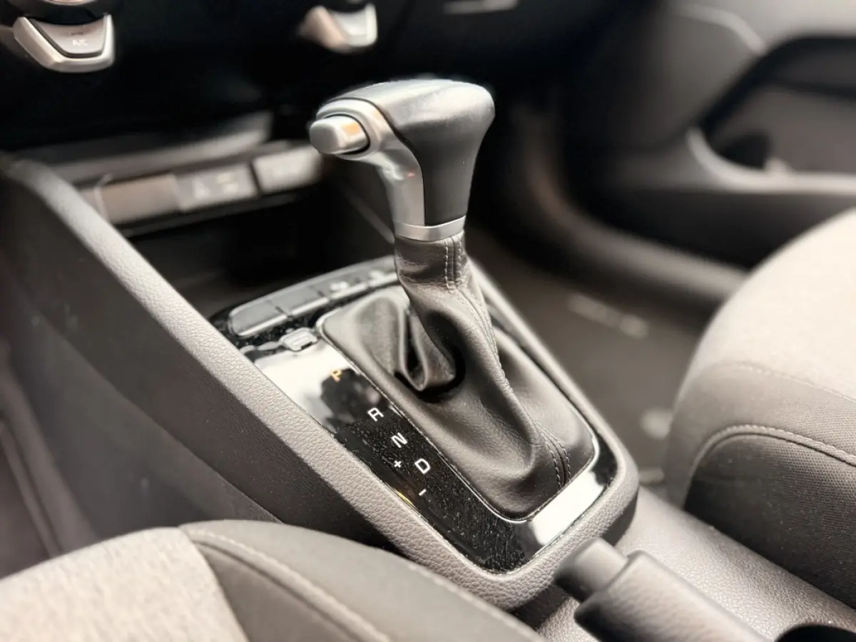 1.0 T-GDi DynamicLine | Navigatie | Camera | AUTOMAAT