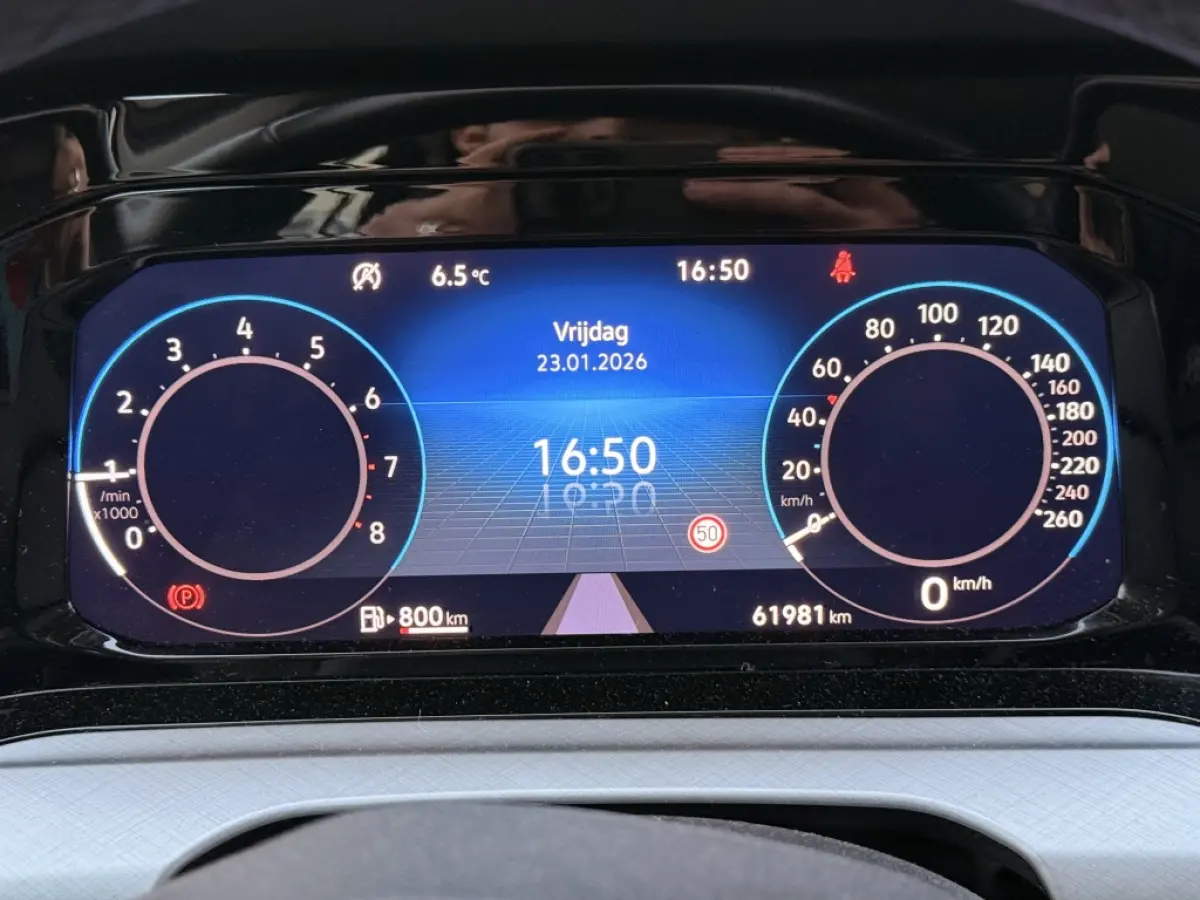 1.0 TSI Life | Navi | Camera | Adaptive cruise