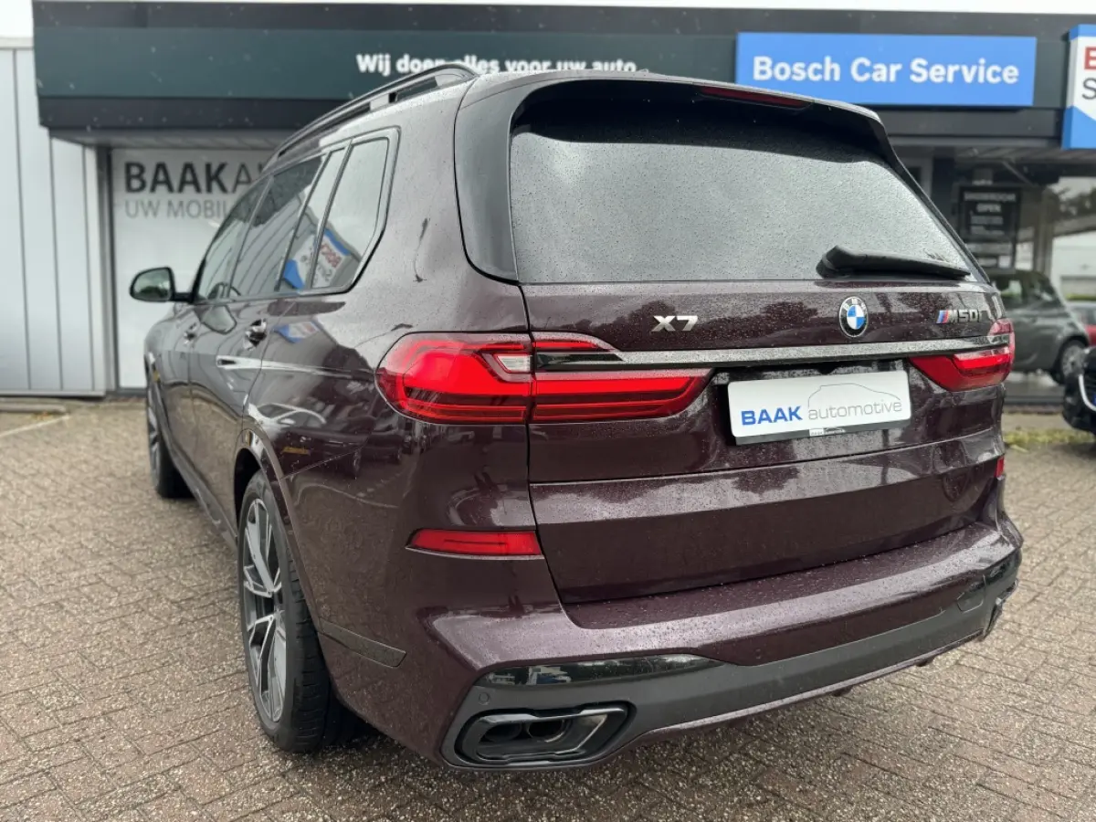X7 M50i High Executive | HUD | 7 Pers | Pano | Trekhaak