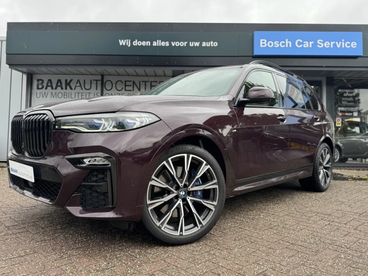 X7 M50i High Executive | HUD | 7 Pers | Pano | Trekhaak