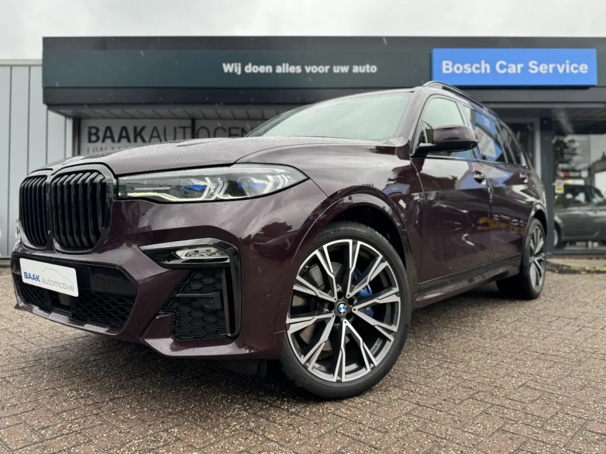 X7 M50i High Executive | HUD | 7 Pers | Pano | Trekhaak