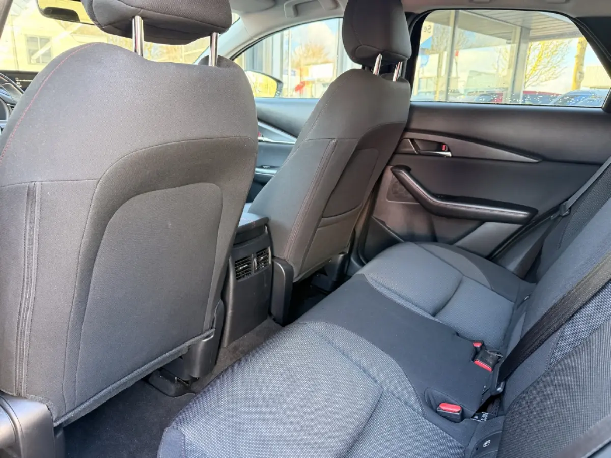 2.0 eSA-G Sportive | Camera | ACC | Carplay