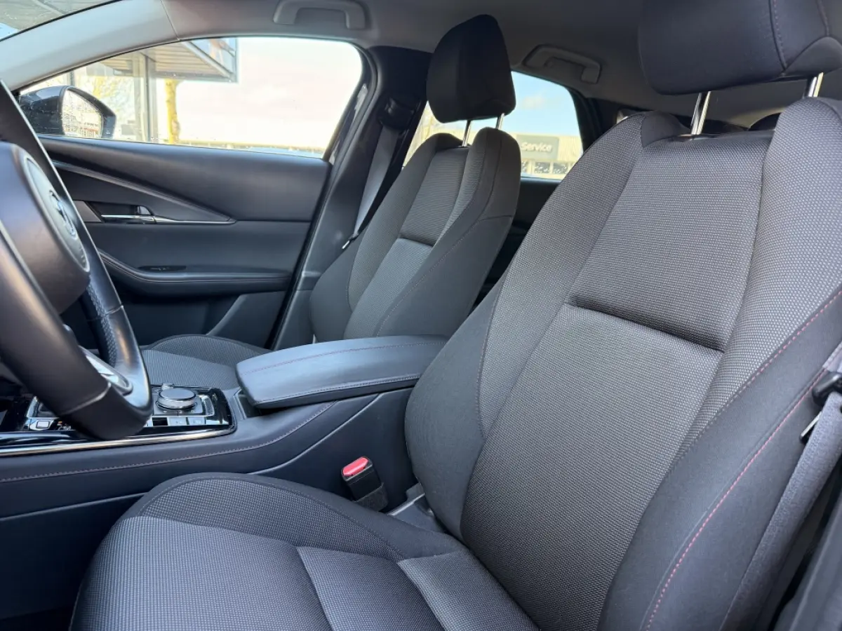 2.0 eSA-G Sportive | Camera | ACC | Carplay