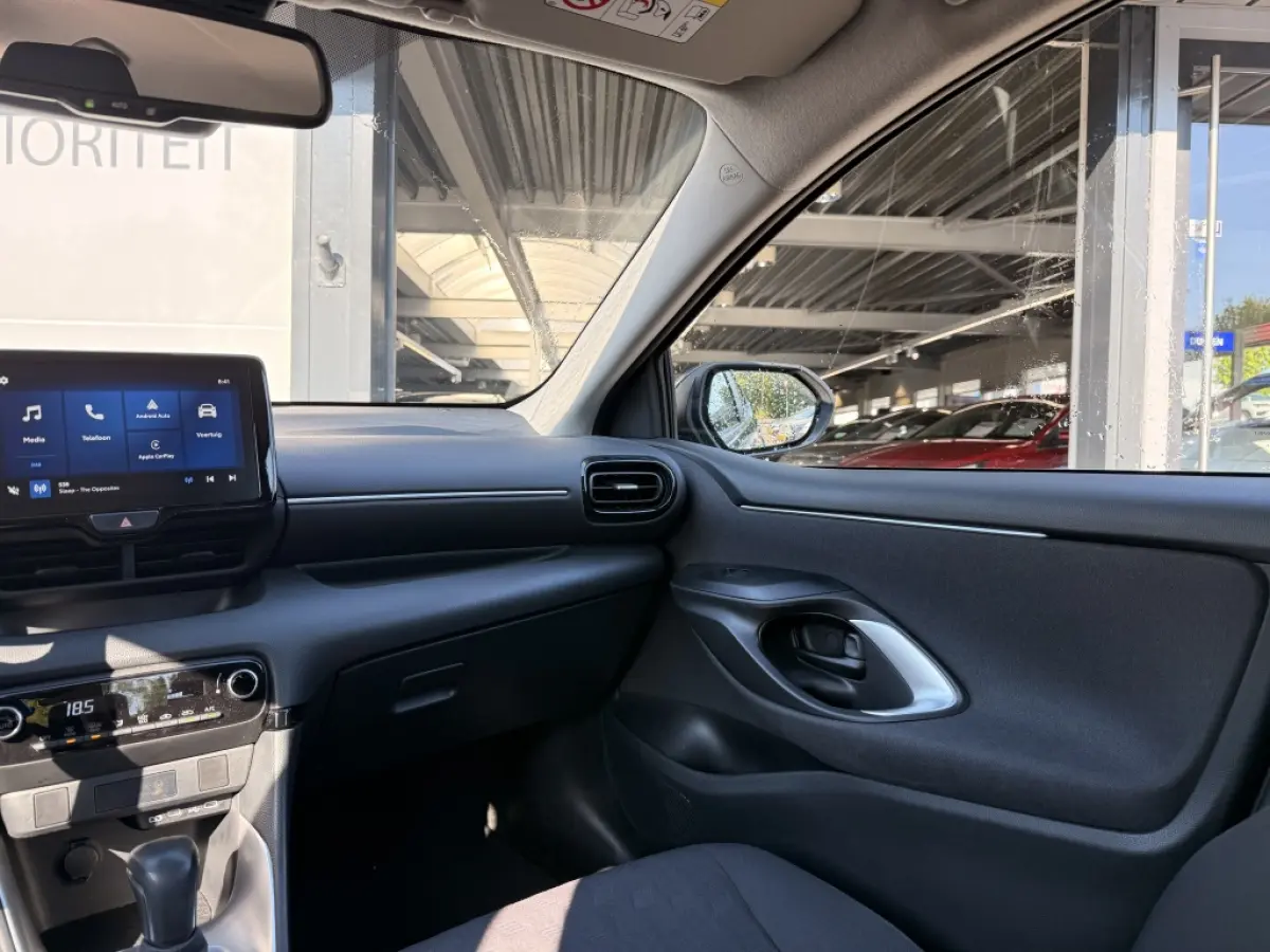 1.5 Hyb. 115 Active | Climate | Camera | Carplay