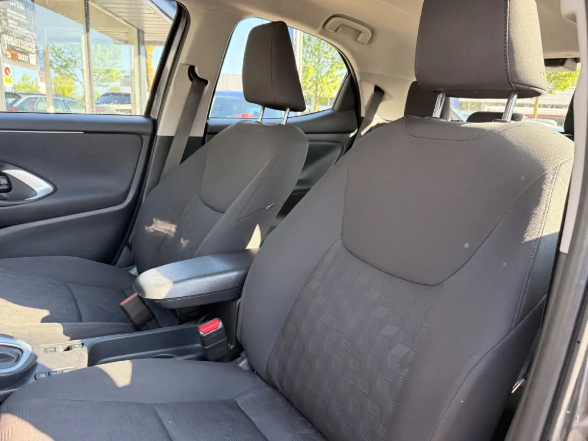 1.5 Hyb. 115 Active | Climate | Camera | Carplay