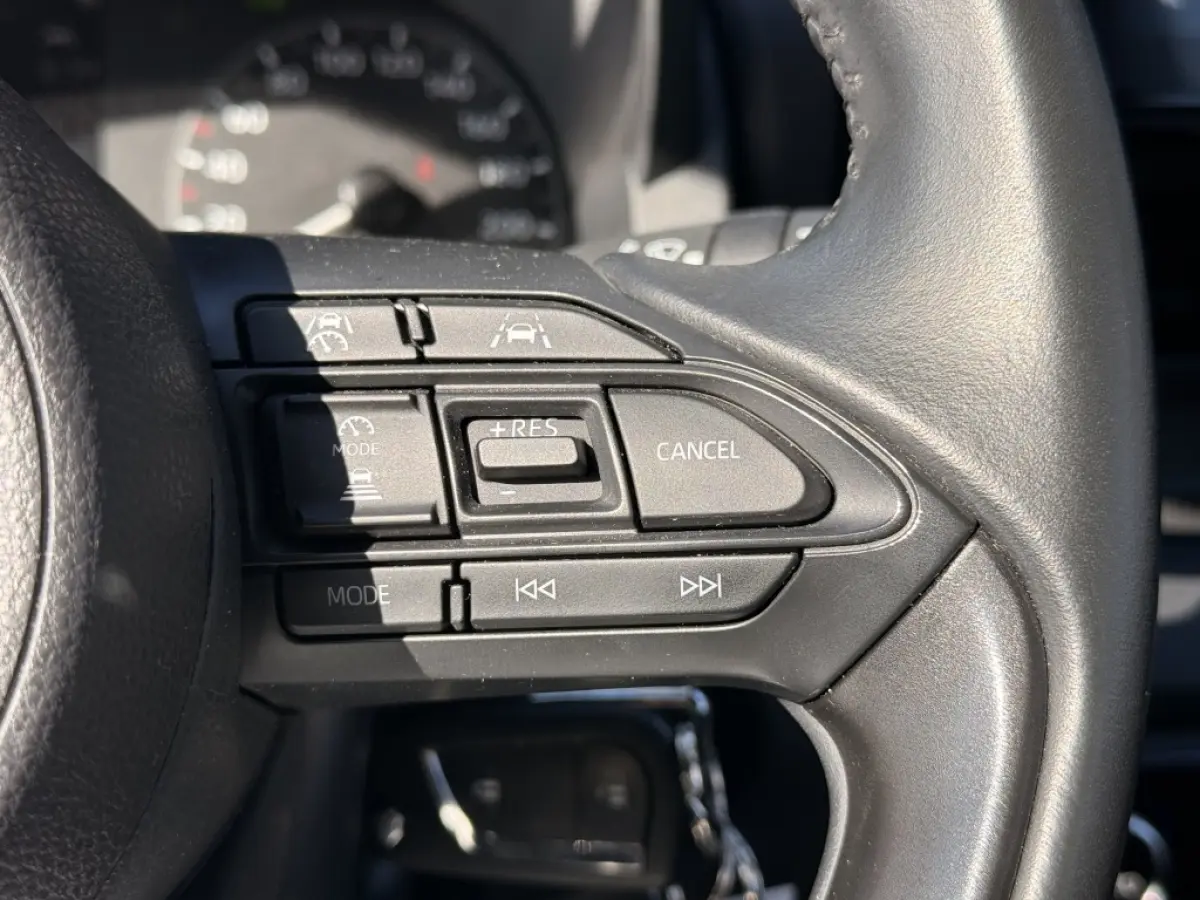 1.5 Hyb. 115 Active | Climate | Camera | Carplay