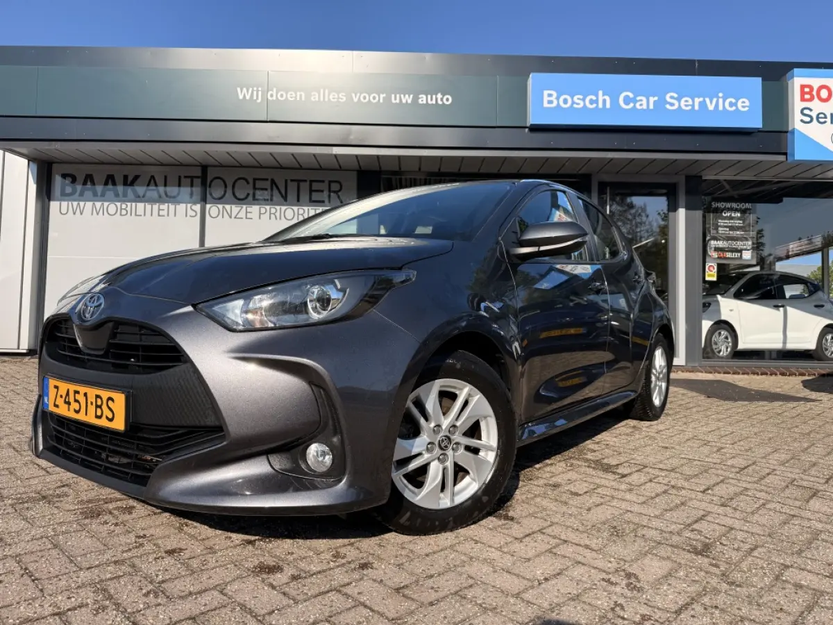 1.5 Hyb. 115 Active | Climate | Camera | Carplay