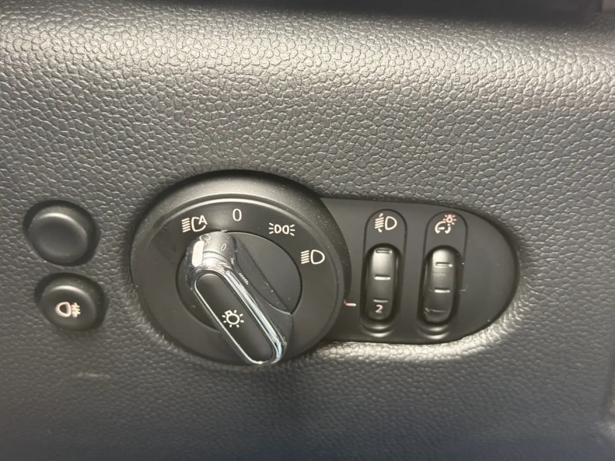 Mini 1.5 Camden | Carplay | Navi | Climate