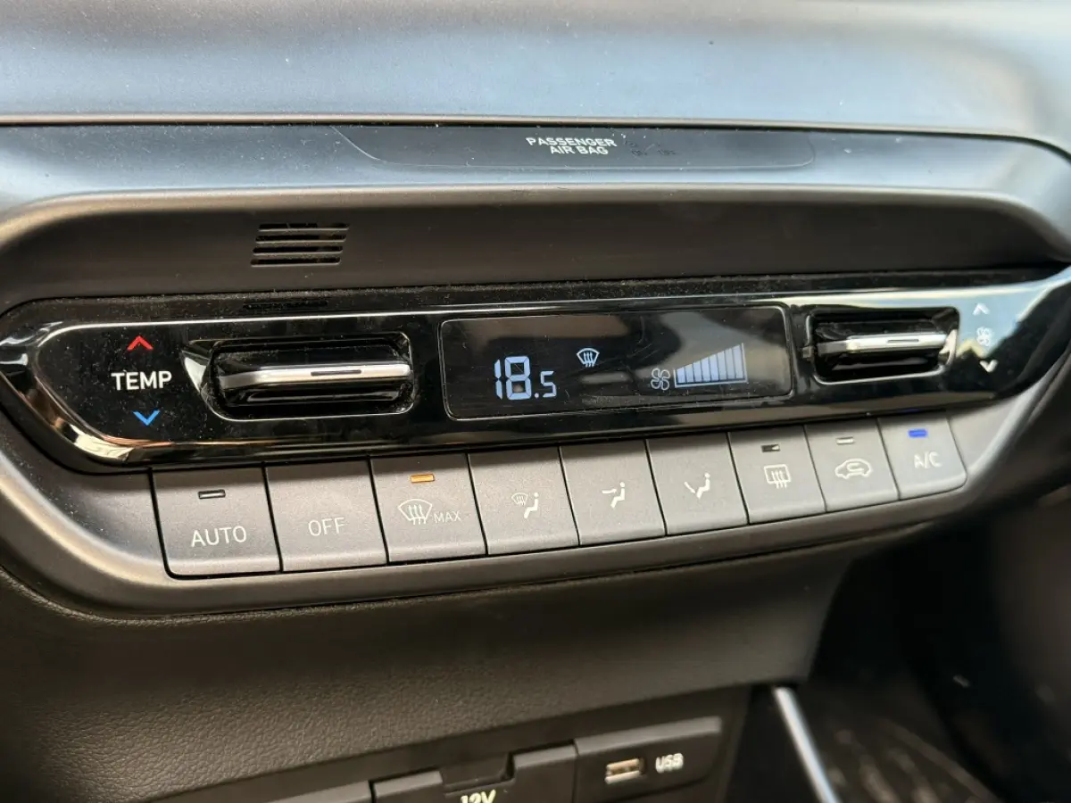 1.0 T-GDI Premium Sky | Schuifdak | Automaat