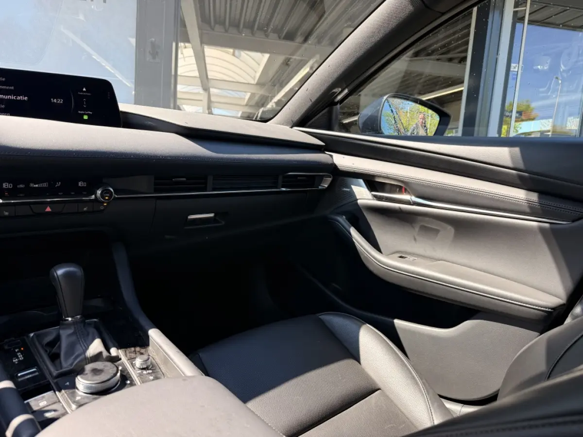 2.0 e-SkyActiv-G 120 Excl.-Line | Leer | 360 | Bose
