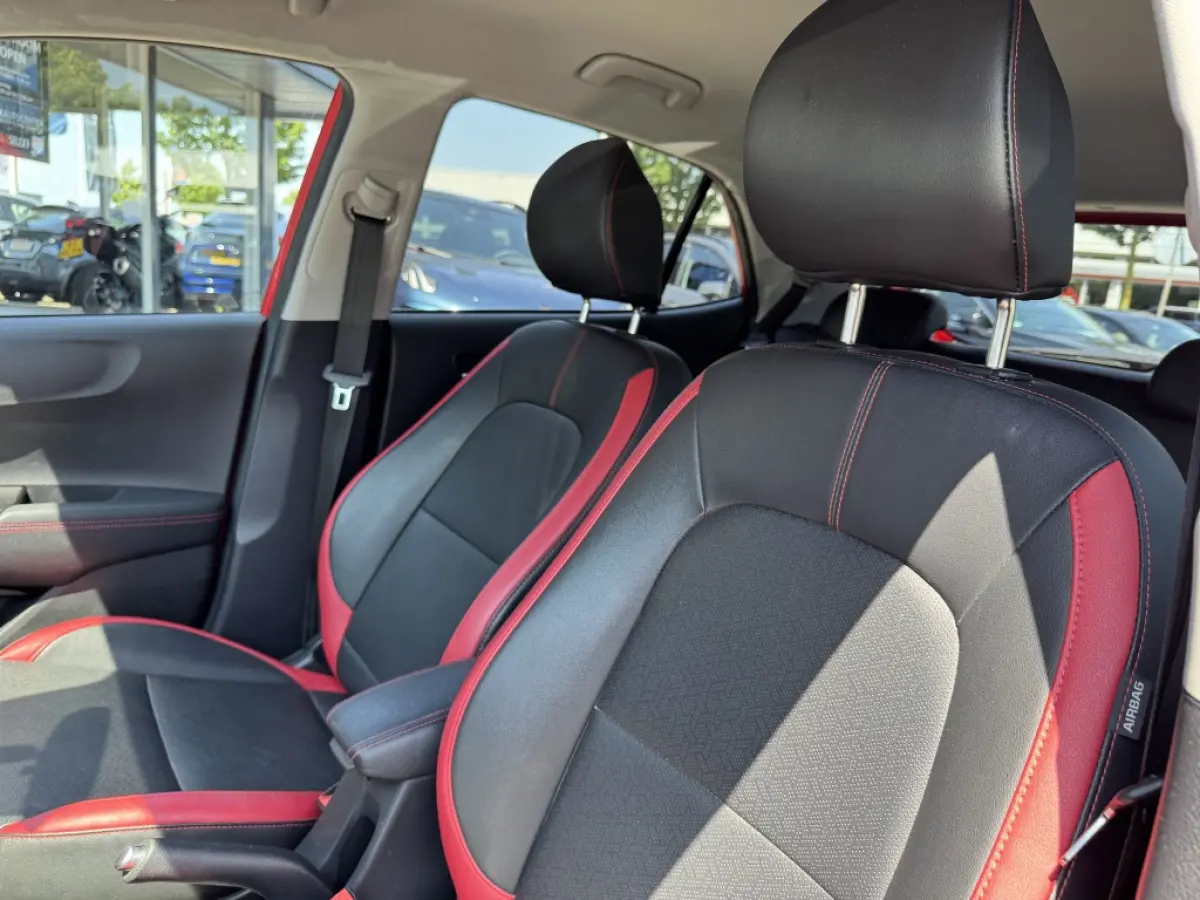 1.0 MPi GT-Line Edition | Navigatie | Camera