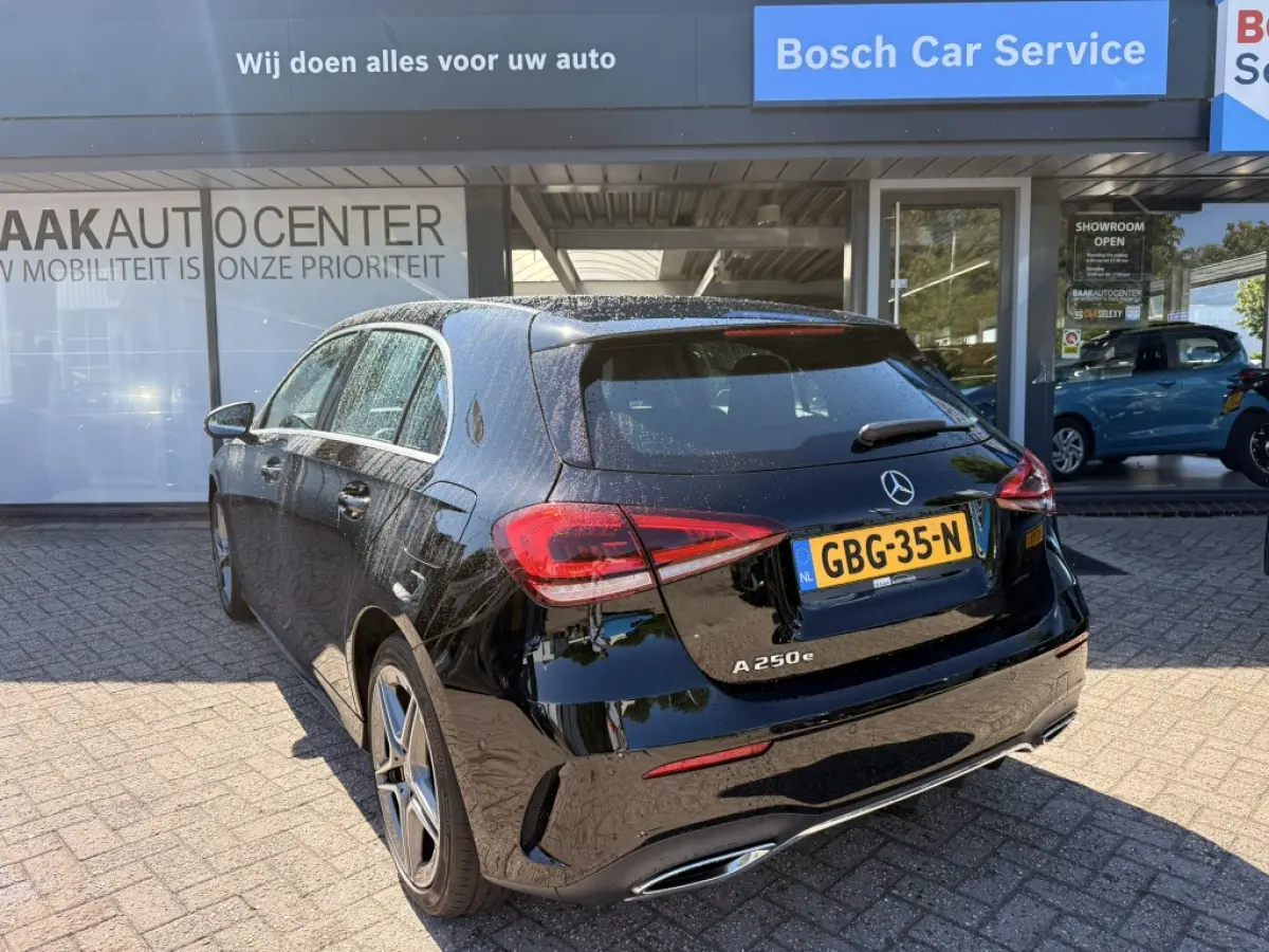 250 e AMG Line | Panoramadak | Camera | Navi | Sfeerverlichting