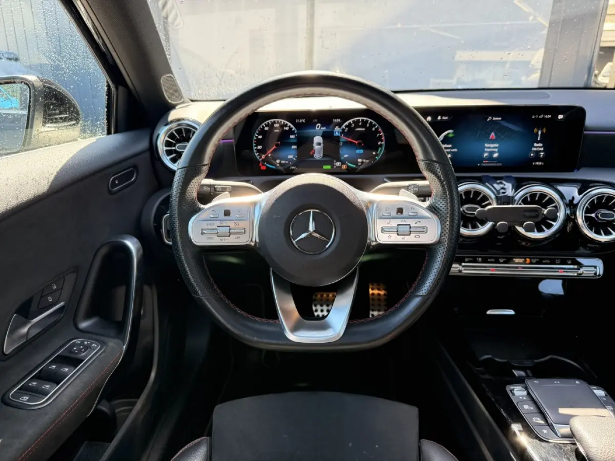 250 e AMG Line | Panoramadak | Camera | Navi | Sfeerverlichting