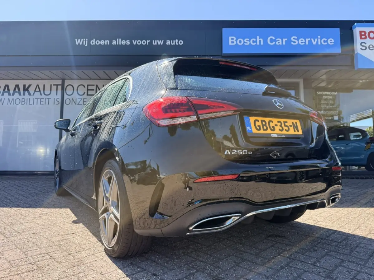 250 e AMG Line | Panoramadak | Camera | Navi | Sfeerverlichting