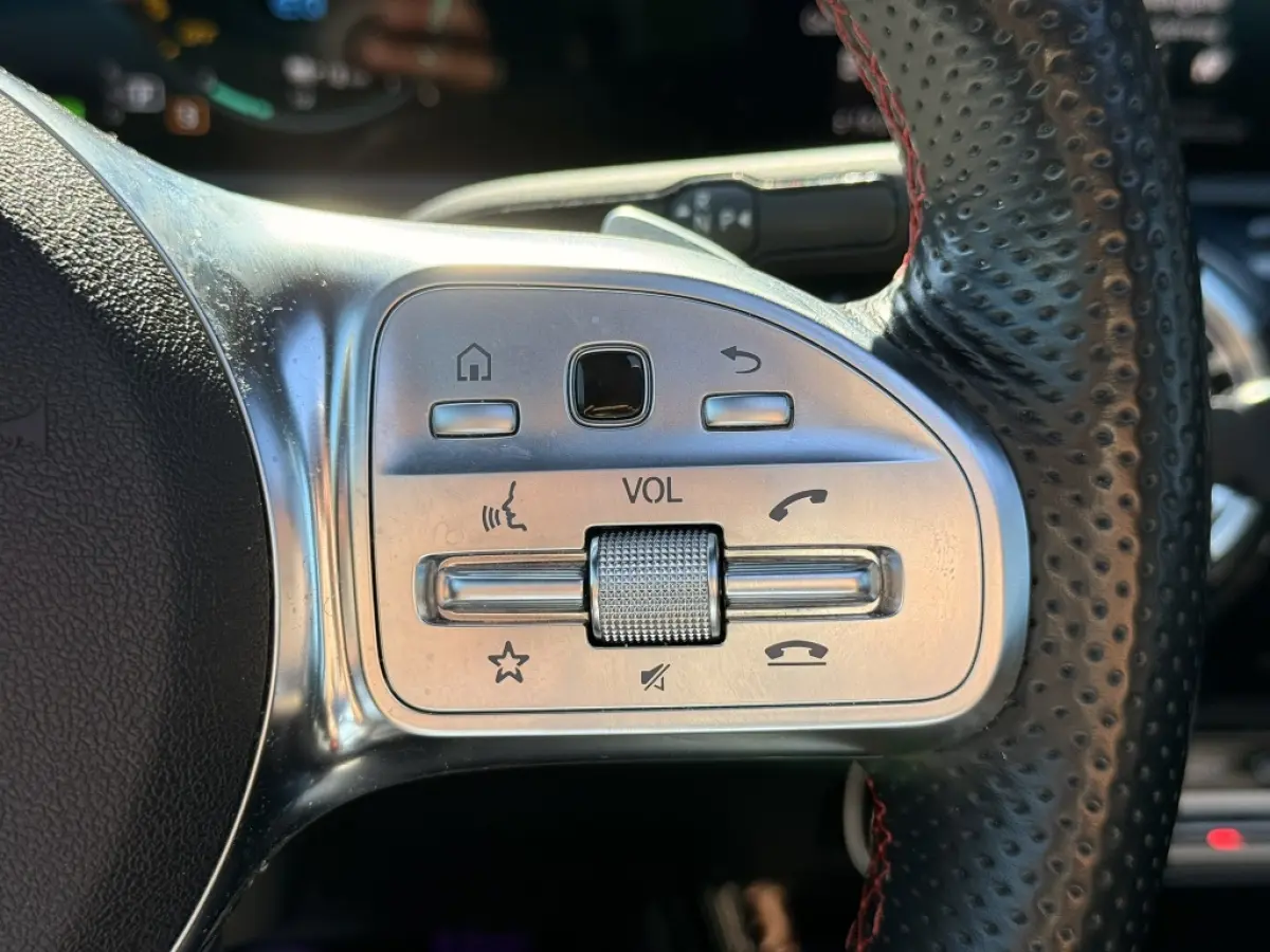 250 e AMG Line | Panoramadak | Camera | Navi | Sfeerverlichting