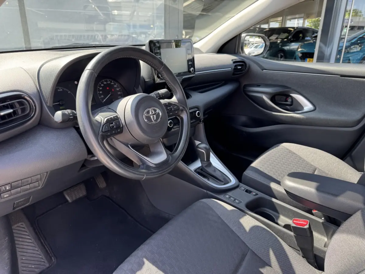 1.5 Hybrid Active | Camera | Carplay | ACC