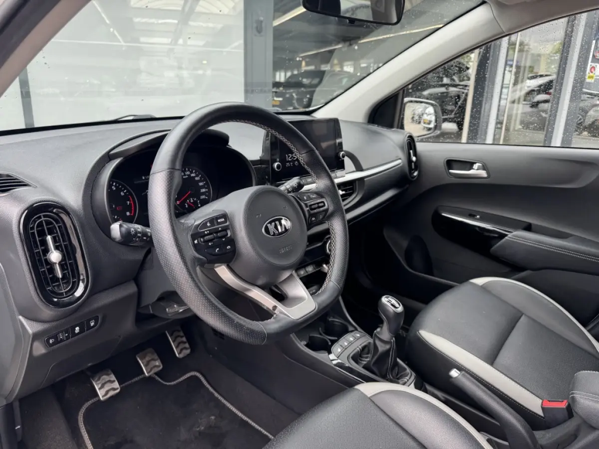 1.0 T-GDi X-Line 5p | Stoel/Stuurverw. | Navi | Camera