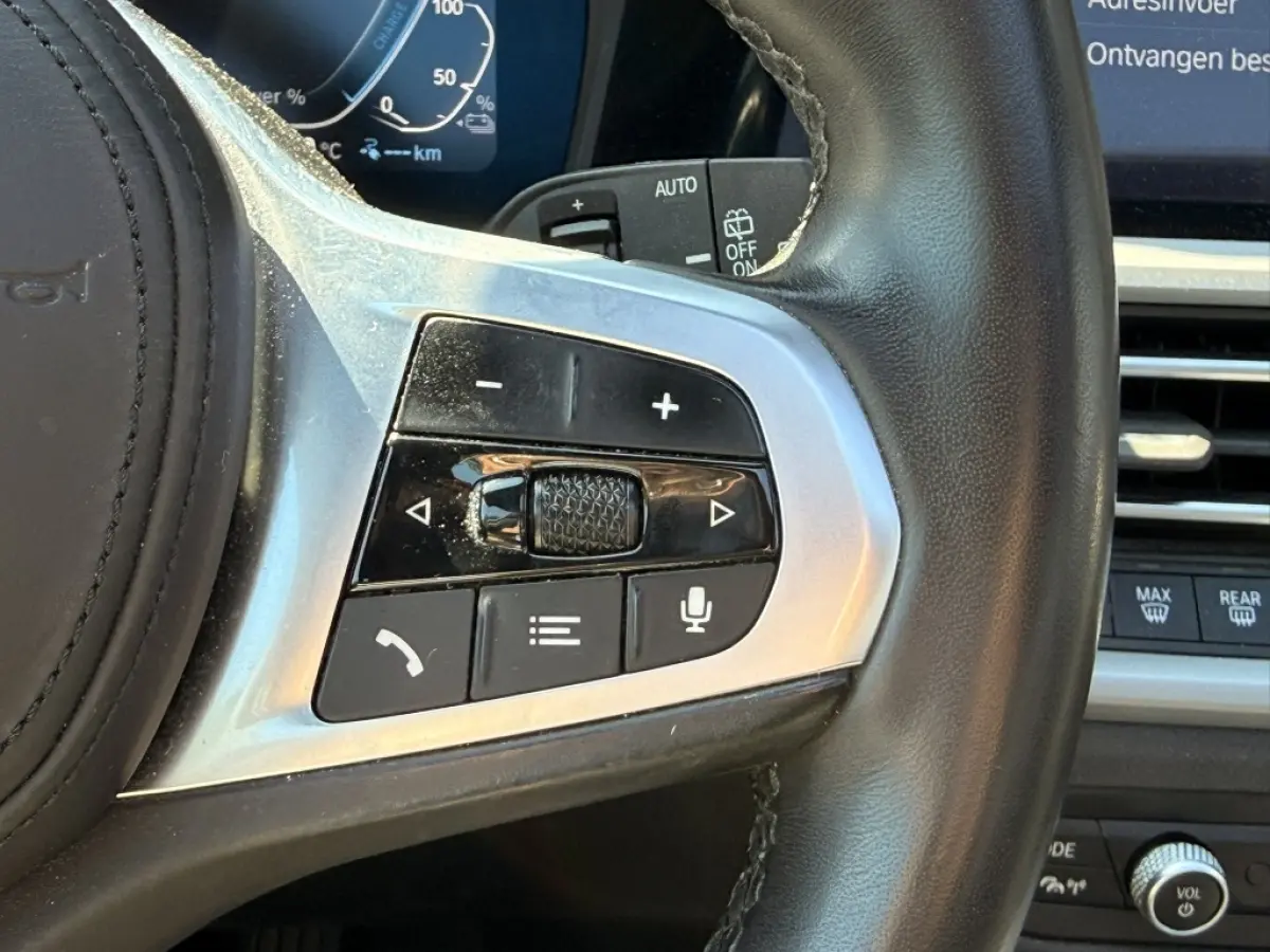 320e xDrive Business EditionPlus | Pano | Camera | Leer