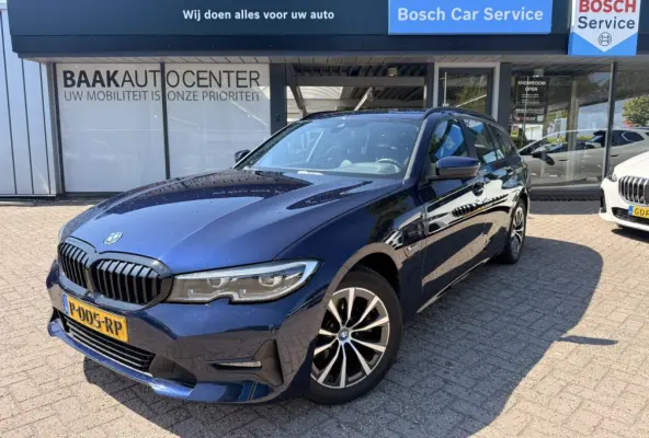 320e xDrive Business EditionPlus | Pano | Camera | Leer