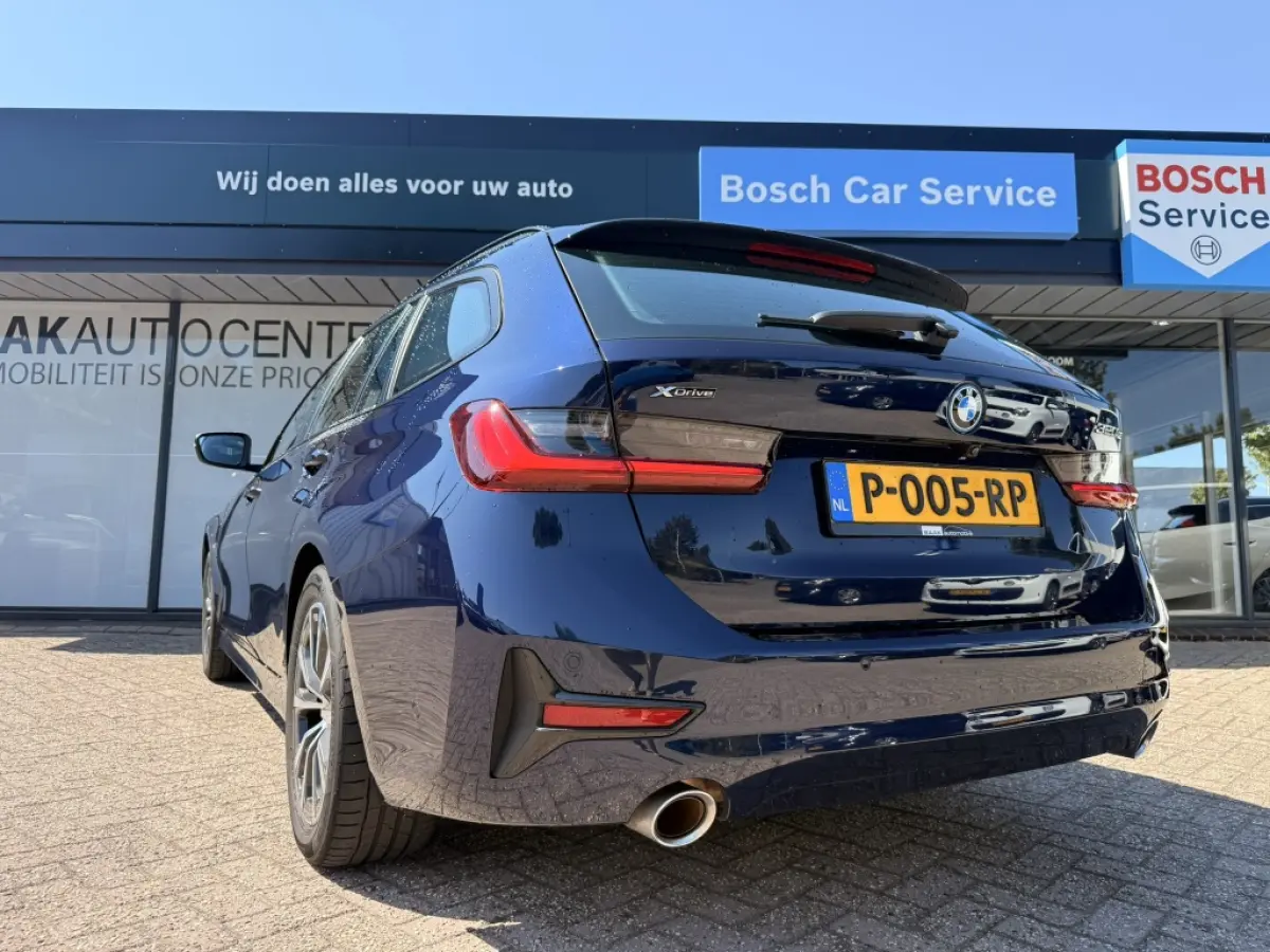 320e xDrive Business EditionPlus | Pano | Camera | Leer