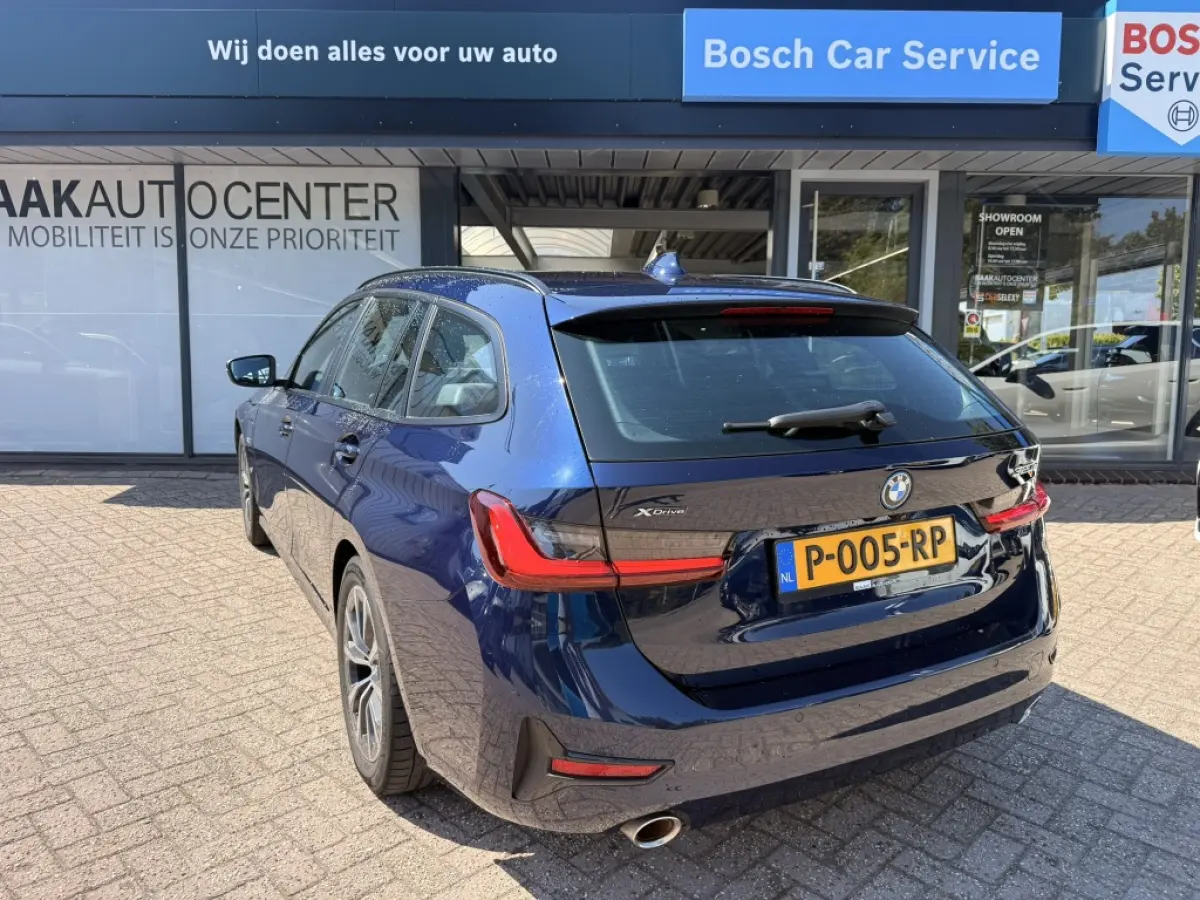 320e xDrive Business EditionPlus | Pano | Camera | Leer