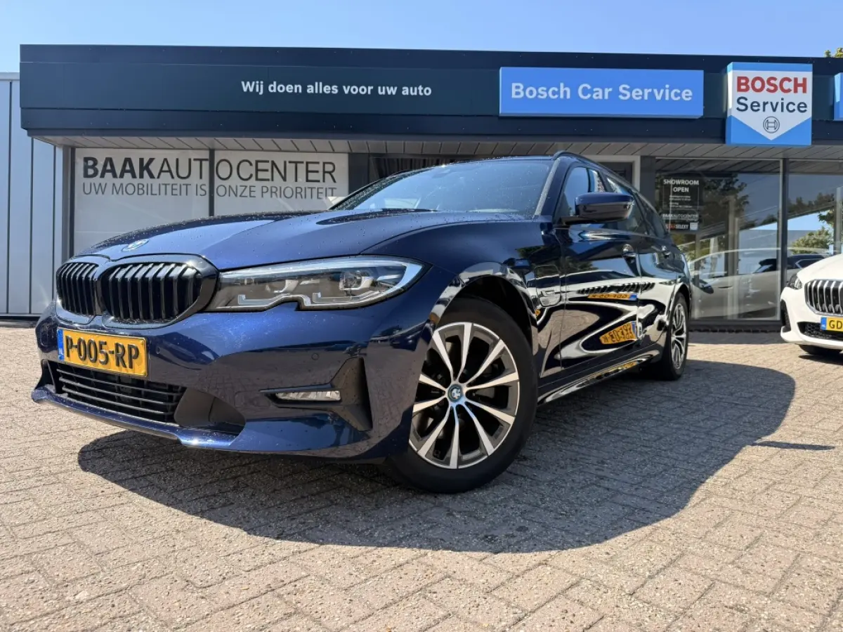 320e xDrive Business EditionPlus | Pano | Camera | Leer