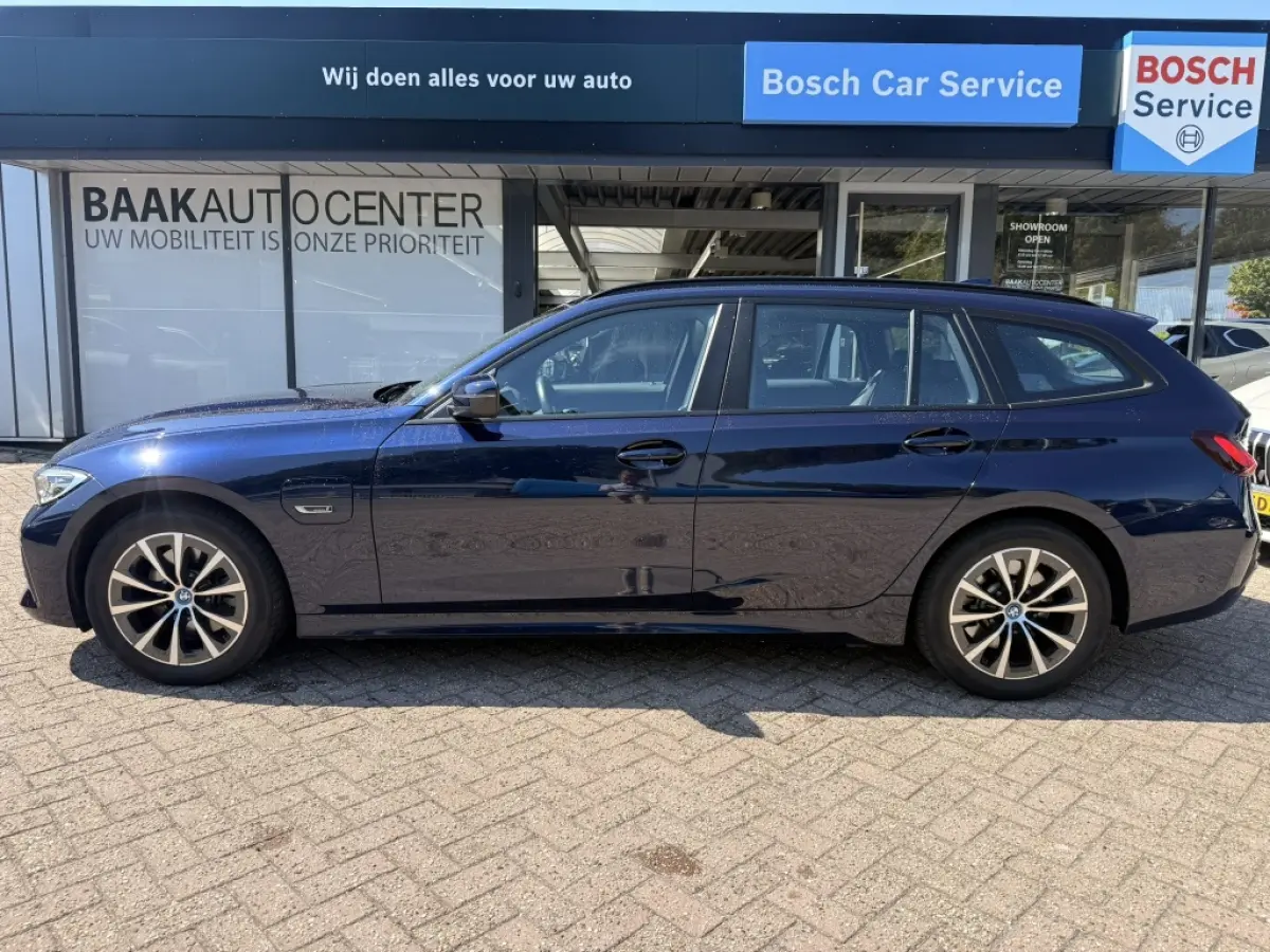 320e xDrive Business EditionPlus | Pano | Camera | Leer