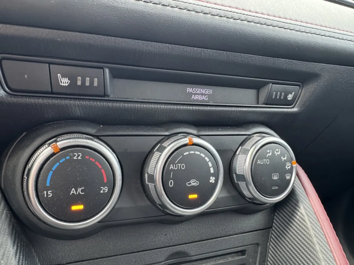 2.0 SAG 120 GT-M | | Adaptive Cruise | Navi | Climate