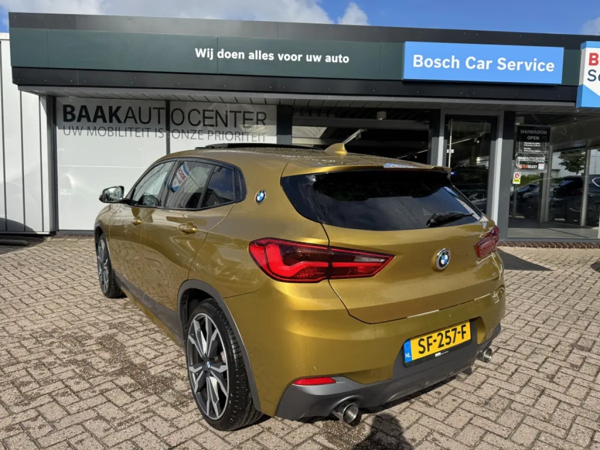 sDrive20i High Executive | Leer | HUD | Panoramadak