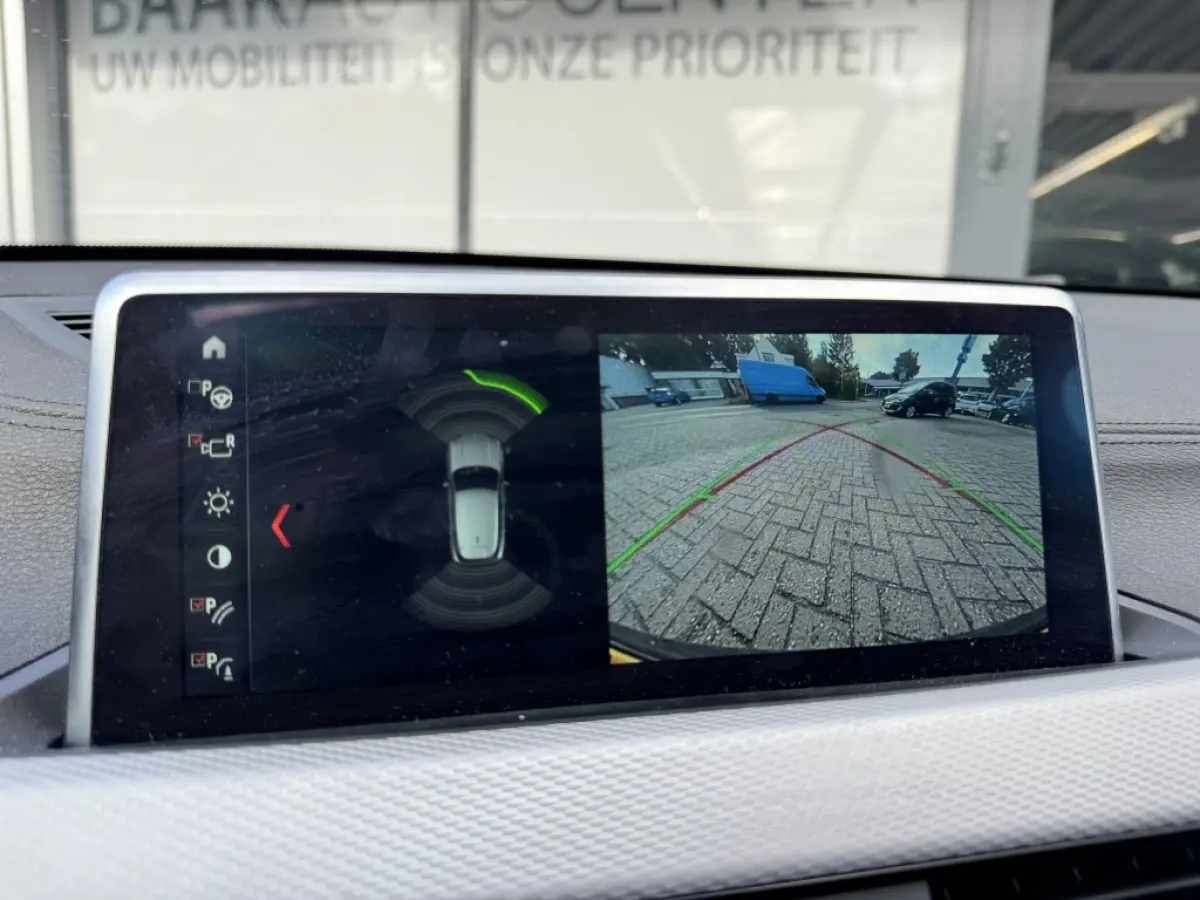 sDrive20i High Executive | Leer | HUD | Panoramadak